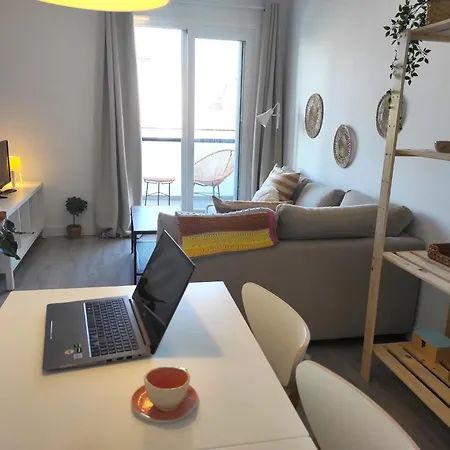Princess Huelin District Apartment *